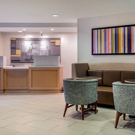 Holiday Inn Express Chapel Hill By Ihg Exterior foto