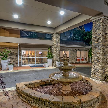 Holiday Inn Express Chapel Hill By Ihg Exterior foto