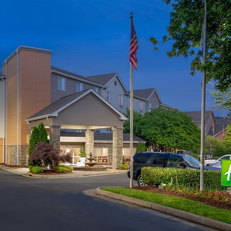 Holiday Inn Express Chapel Hill By Ihg Exterior foto