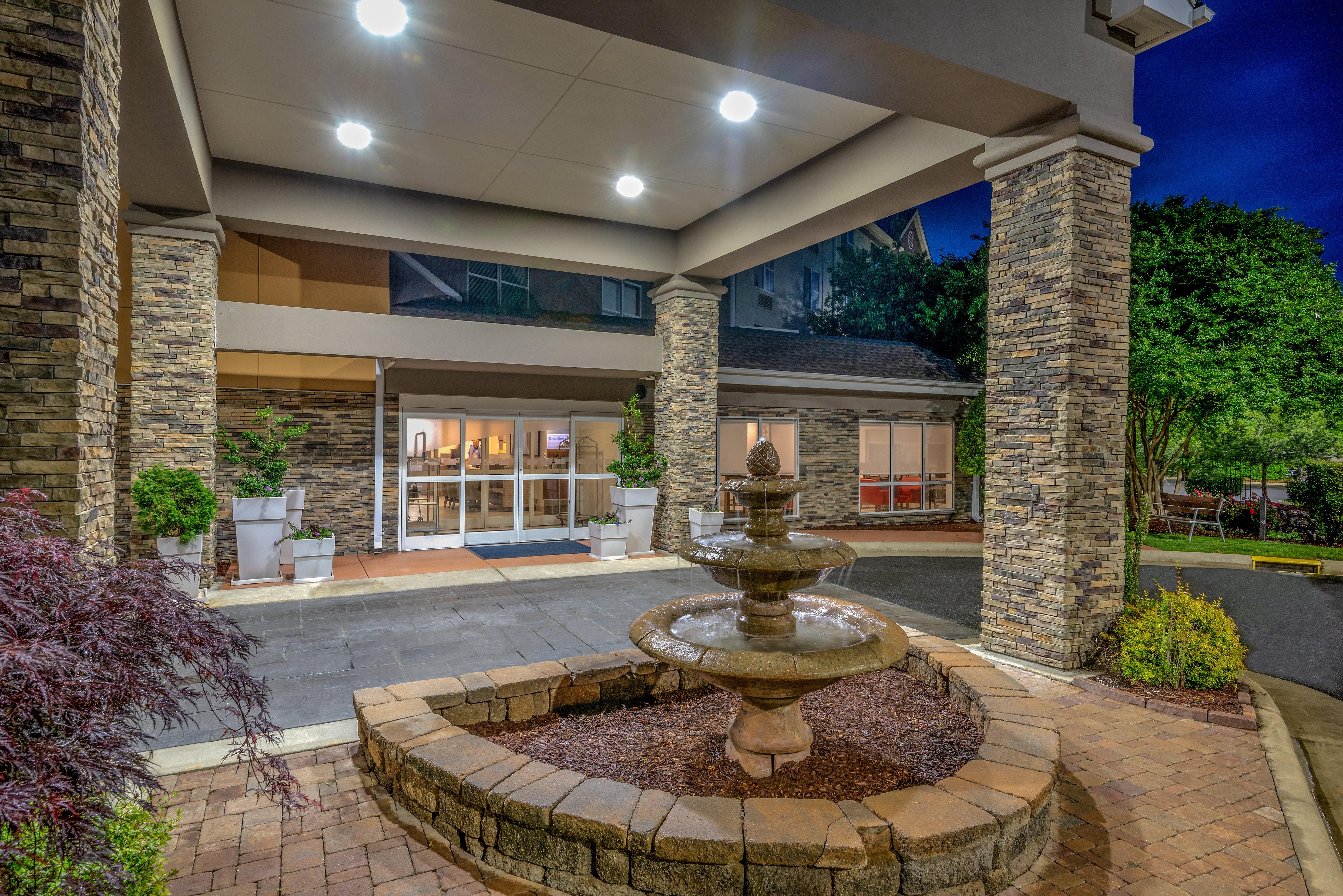 Holiday Inn Express Chapel Hill By Ihg Exterior foto