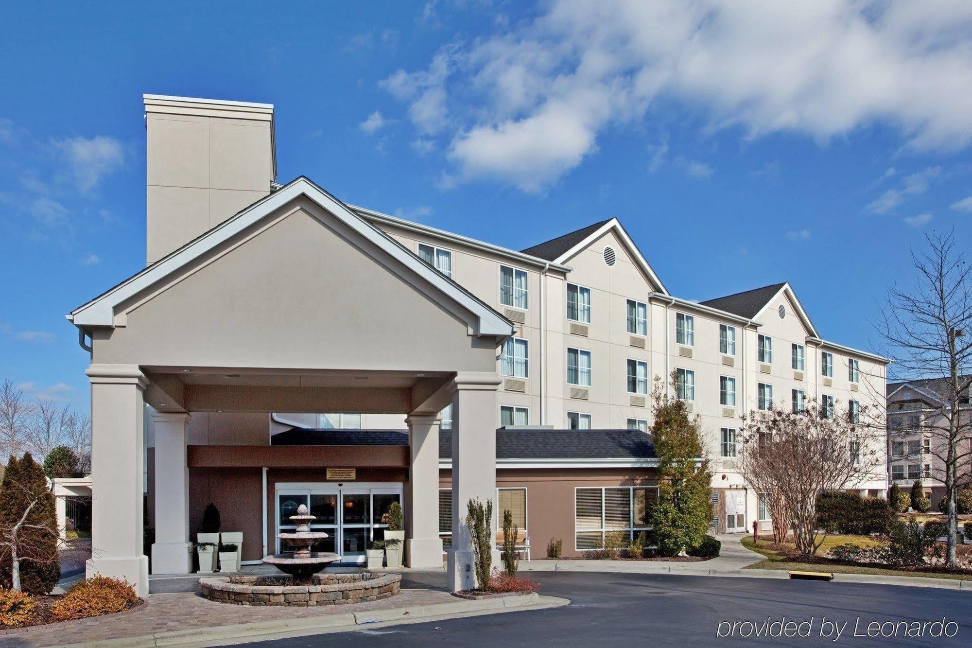 Holiday Inn Express Chapel Hill By Ihg Exterior foto